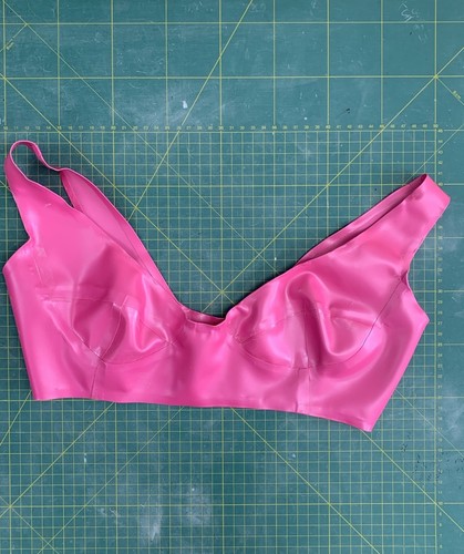 Small latex rubber bra - 34”,