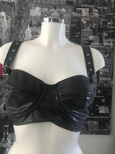 The federation rubber - rubber, bra